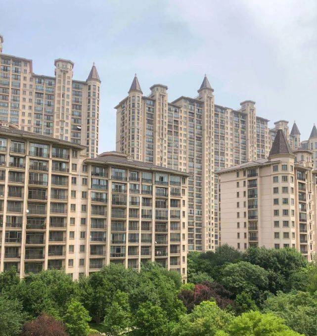 北京市朝阳区四季星河中街1号院2号楼18层4单元2102号_法拍房_助融网